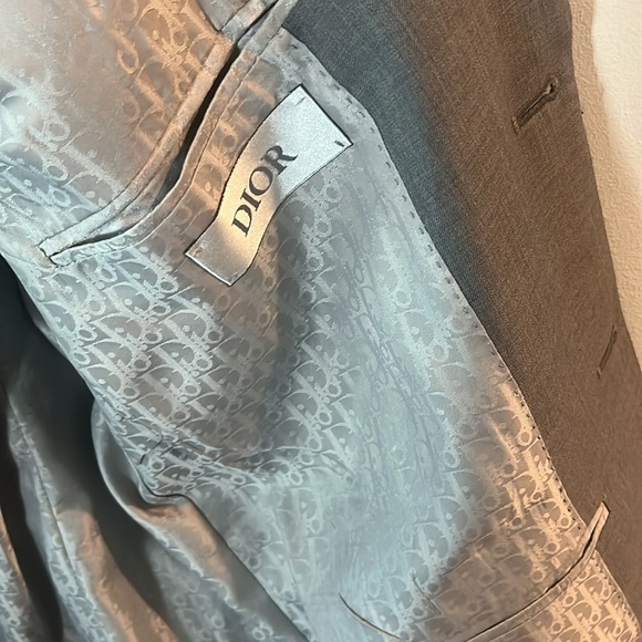 Men's Gray Authentic DIOR Suit - Picture 12 of 13